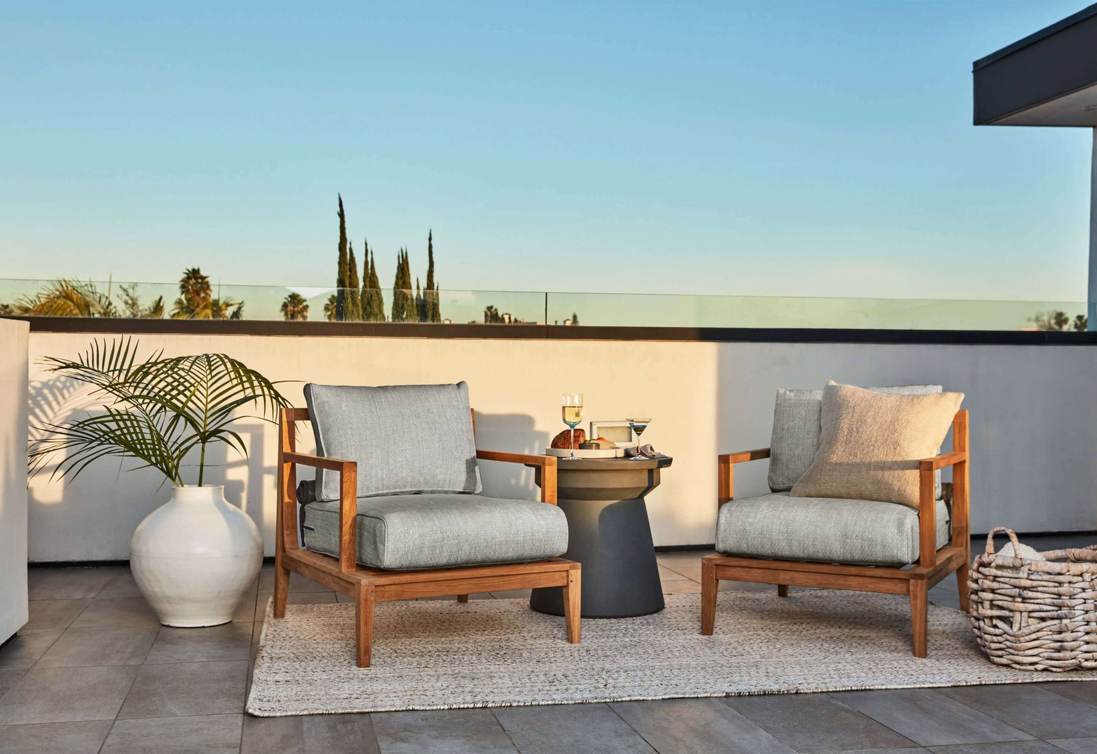 Concrete Outdoor Side Table - Classic - Image 5