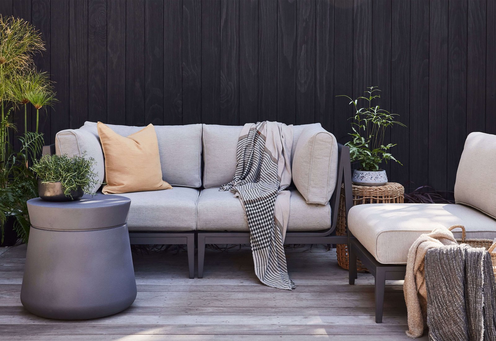 Concrete Outdoor Side Table - Round - Image 5