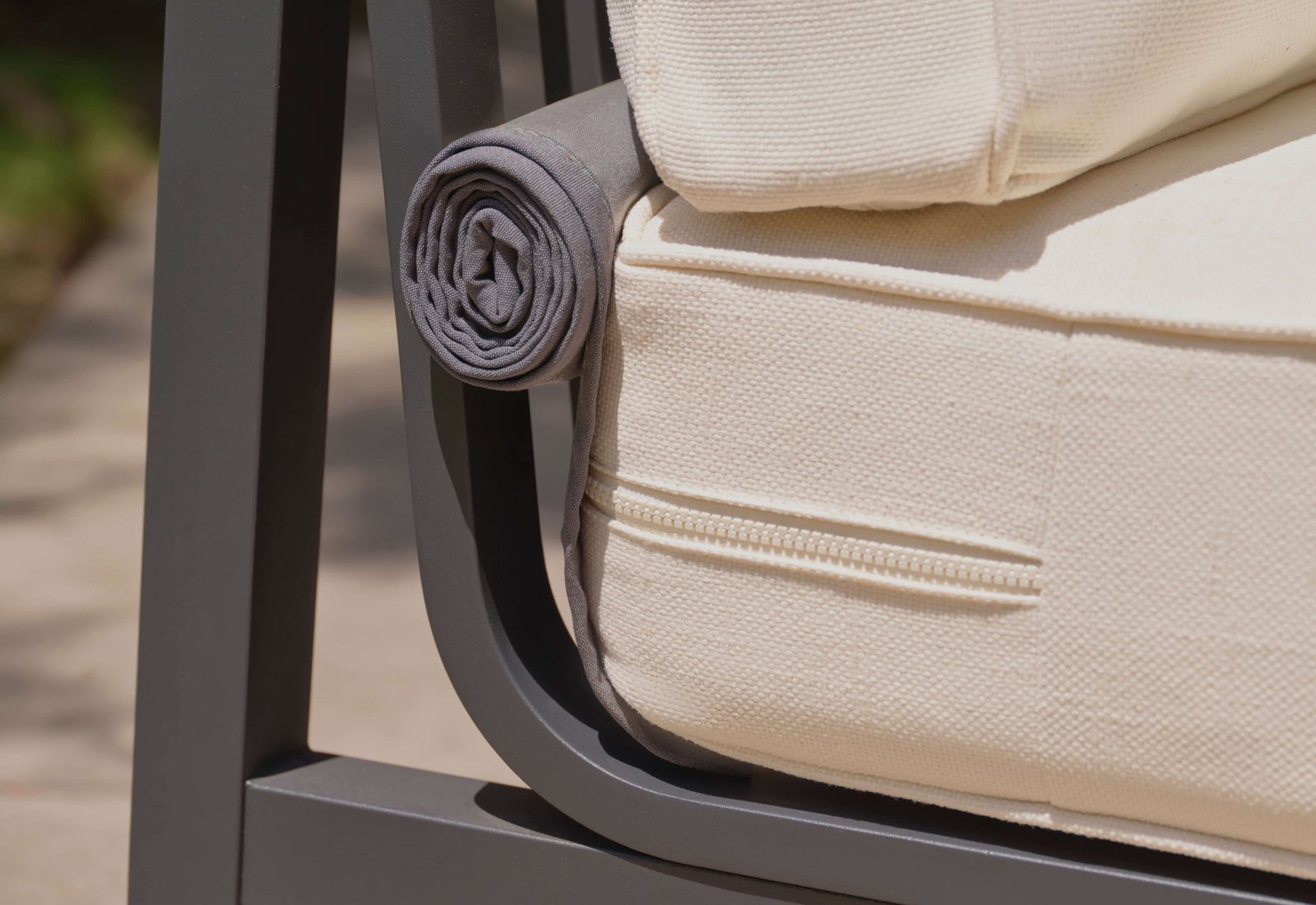 Charcoal Aluminum Outdoor Loveseat (Experience Outer) - Image 22