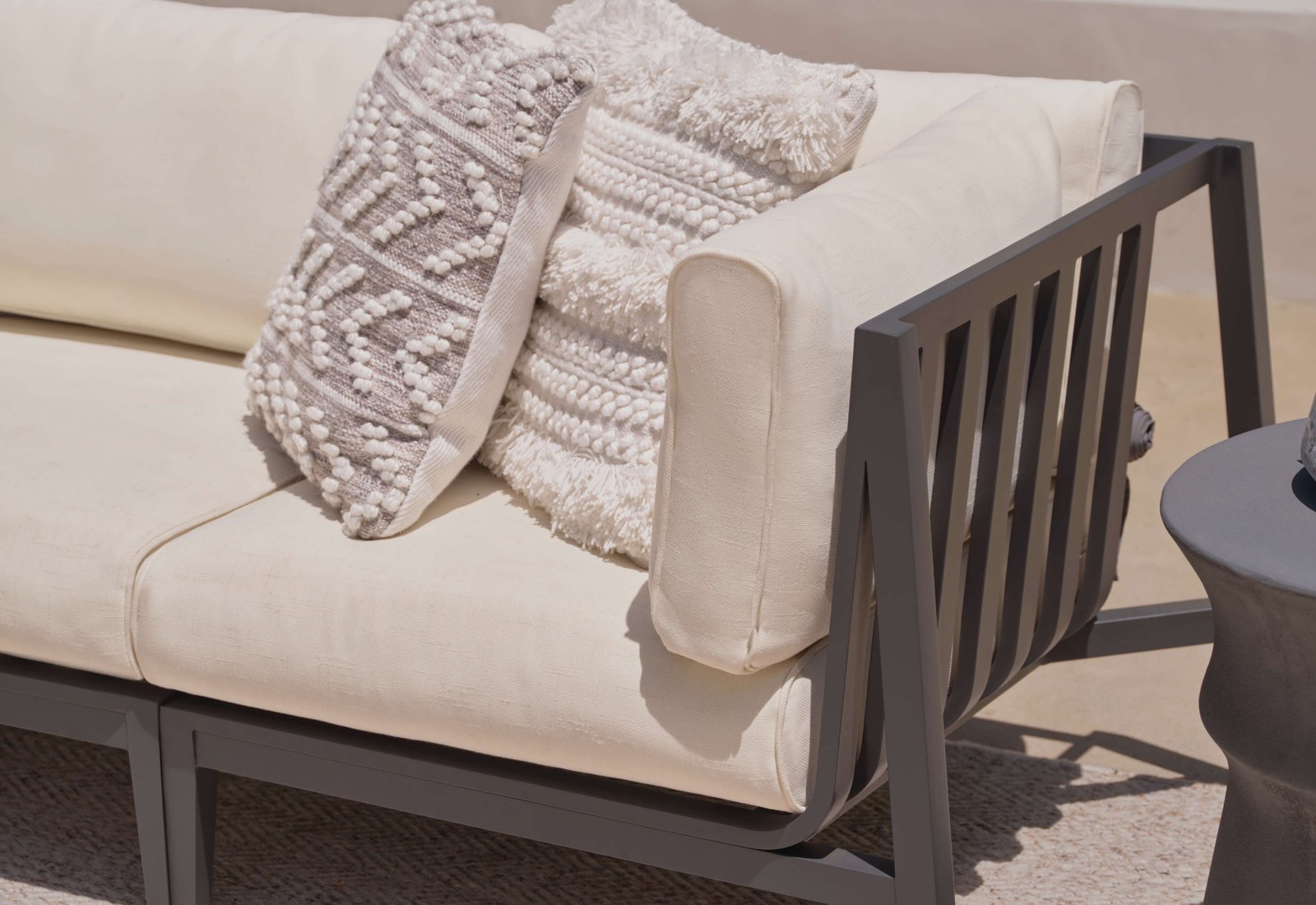 Charcoal Aluminum Outdoor Loveseat (Experience Outer) - Image 23