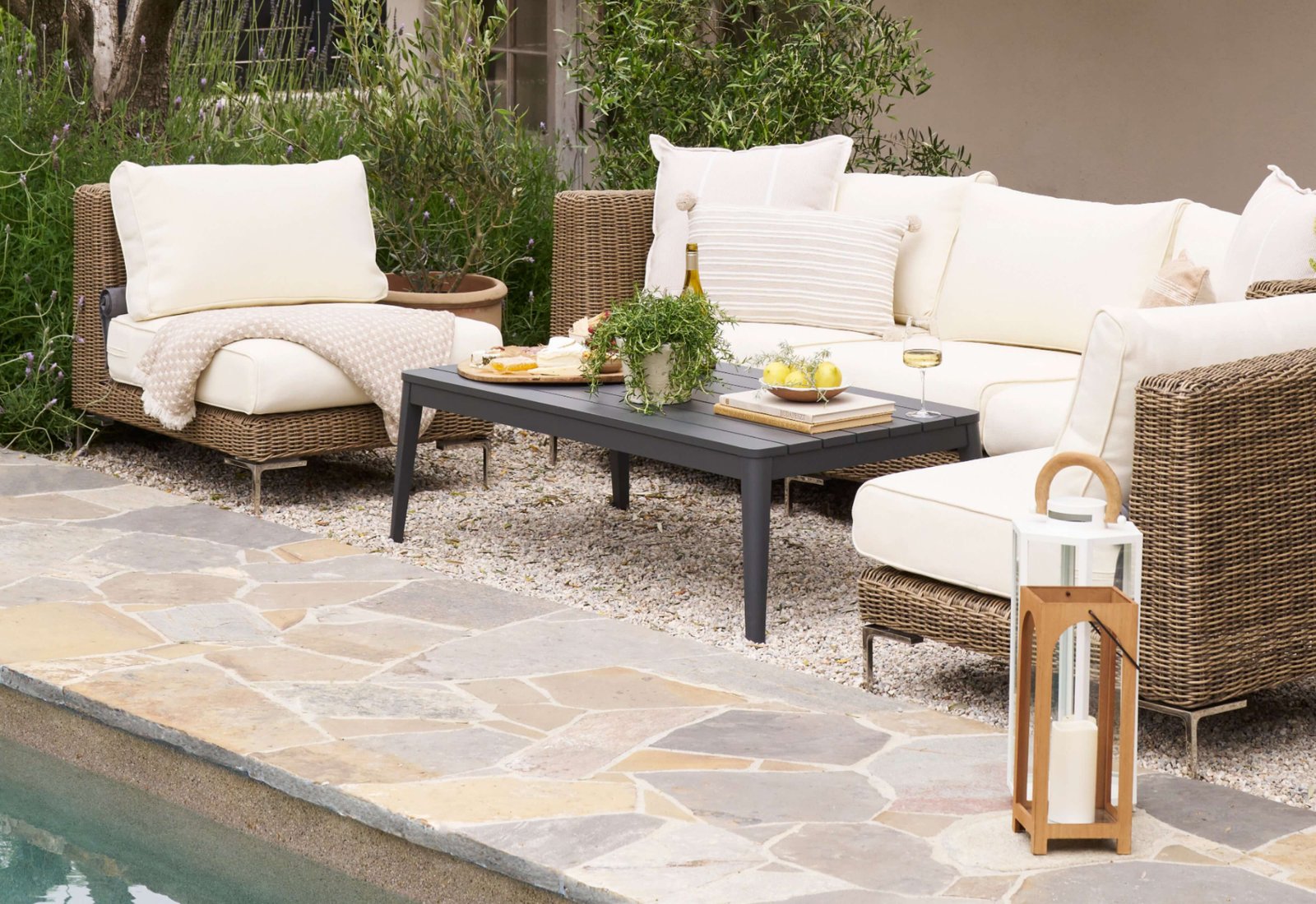 Aluminum Outdoor Coffee Table - Rectangular - Image 2